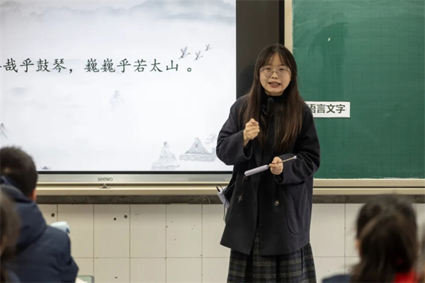 1765766199716979.jpg 20251214_173159_037.jpg