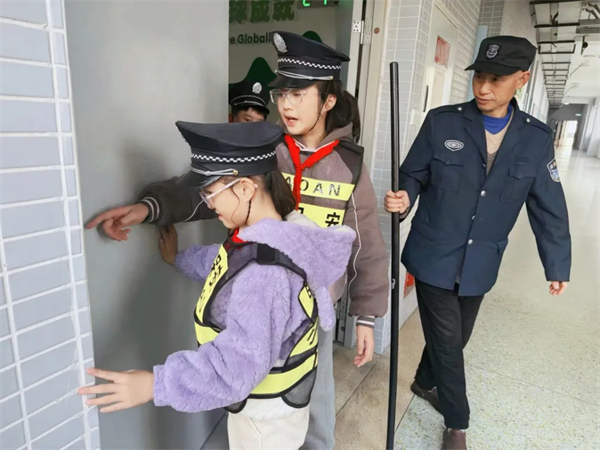 1765786734700894.jpg 20251214_210623_056.jpg