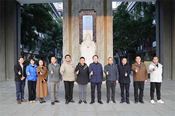 1765932970555825.jpg 20251216_224852_232.jpg