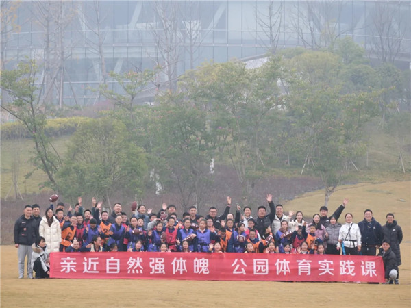 1765933384925492.jpg 20251216_224458_193.jpg