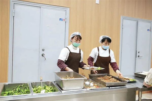 1766019012845612.jpg 20251217_231530_029.jpg