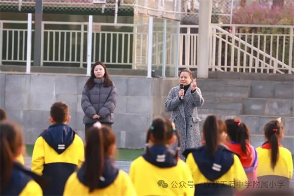 1766021086186350.jpg 20251217_230241_039.jpg