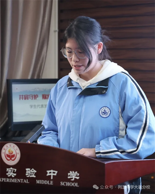 1766555390594701.png 1766555390594701.png