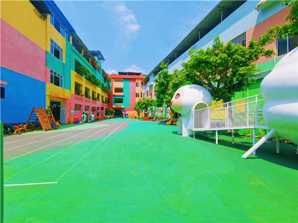 2023-����-��ѧ¥-ǰ�ٳ� (5).jpg