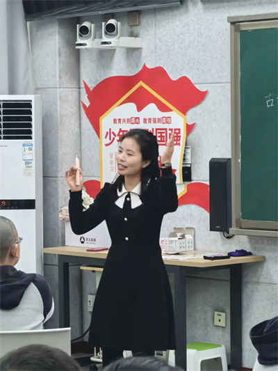 1766713661980497.jpg 20251225_234843_022.jpg