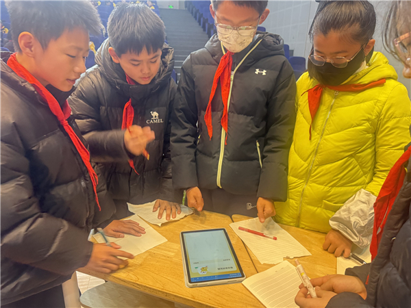 1766729813575335.jpg 677EC2F8691D84DB7DFC34F09D0A24C3.jpg