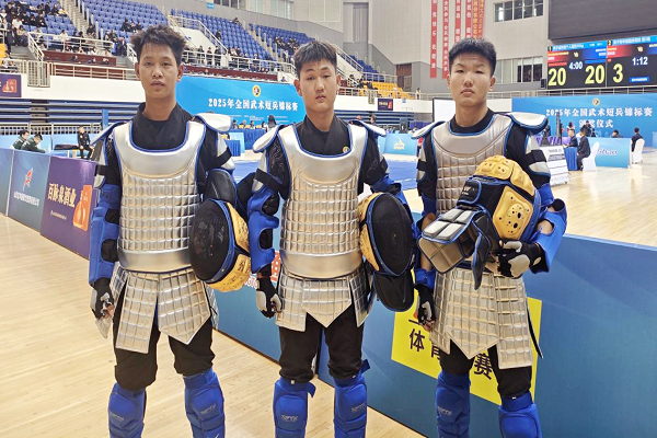 1767079944260027.png yuwen.png