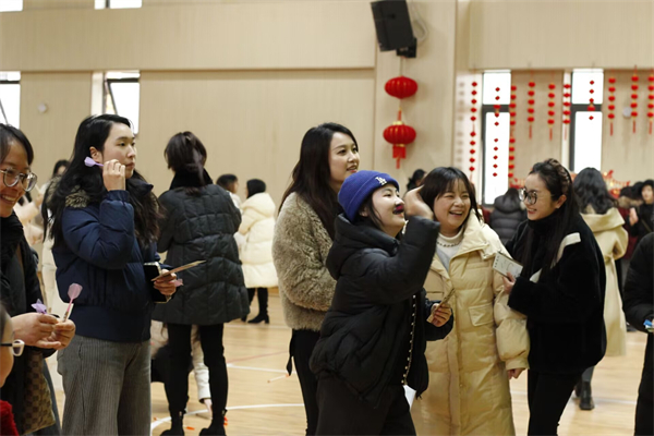 1769993320932596.jpg 02EF0720F14EA05DC211DA4AC5A8B9CD.jpg