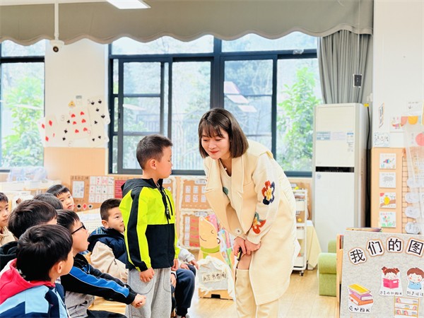 ��Ů�ڼҳ������û (2).jpg