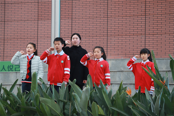 1774672688393358.jpg 3.jpg