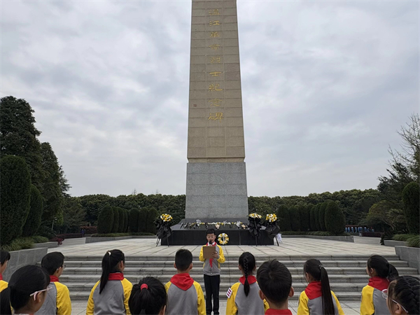 1774674504536027.jpg cfca48ac61b97de6f46460eec8c8a9af.jpg