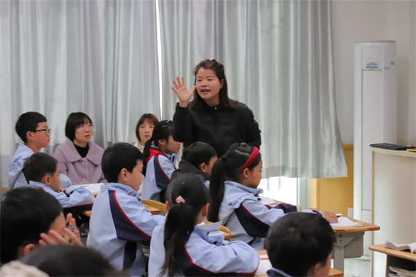 1774835497719612.jpg 20260329_230358_014.jpg