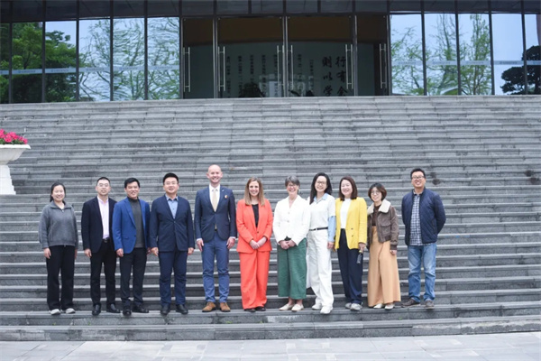 1775115093788452.jpg 20260401_223848_022.jpg