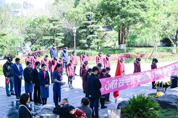 1775117498981050.jpg 20260401_231330_477.jpg