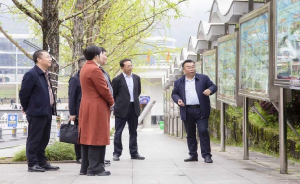 1775182206431102.jpg 1000005621.jpg