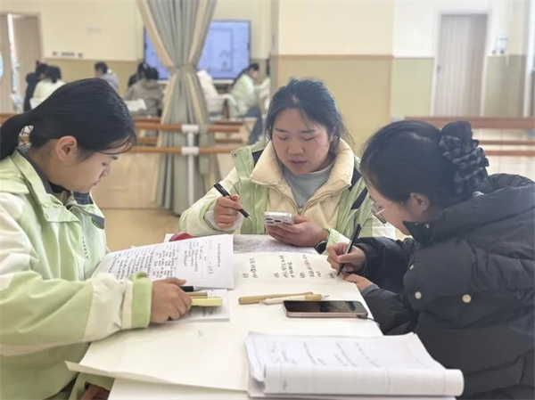 1775610479918365.jpg 20260407_195308_025.jpg