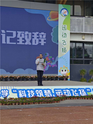 1775695637865618.jpg 92f61dce2b15067b3b38e22f28aae86b.jpg