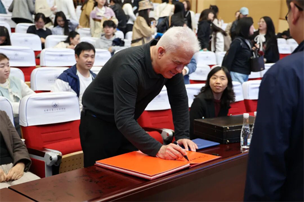 1775700415985926.jpg 640 (17).jpg