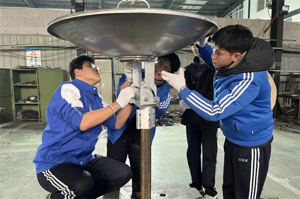 1776047527115290.jpg 20260413_001431_002.jpg