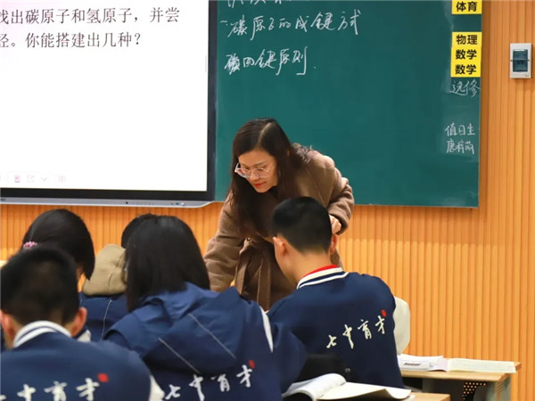 1776048014379465.jpg 20260413_001555_032.jpg