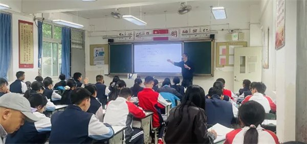 1776215284829715.jpg 640.jpg