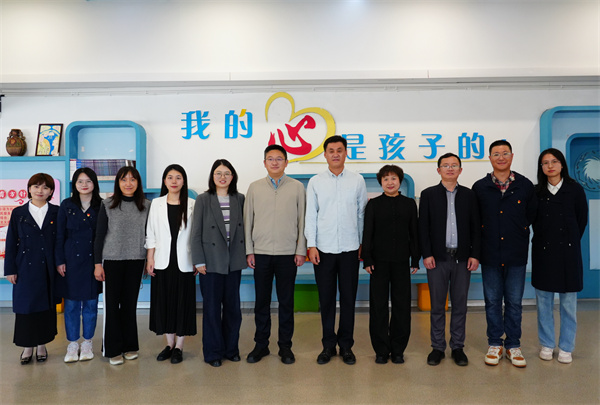 ͼ12 ��������ר���ŶӺ�Ӱ����.jpg