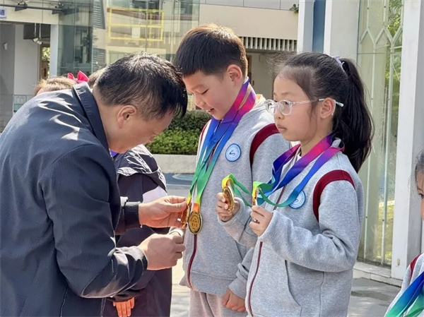 1776306341586190.jpg 20260415_233922_642.jpg