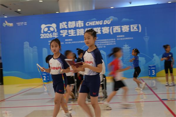 1780039201617127.jpg 一带一单女.JPG